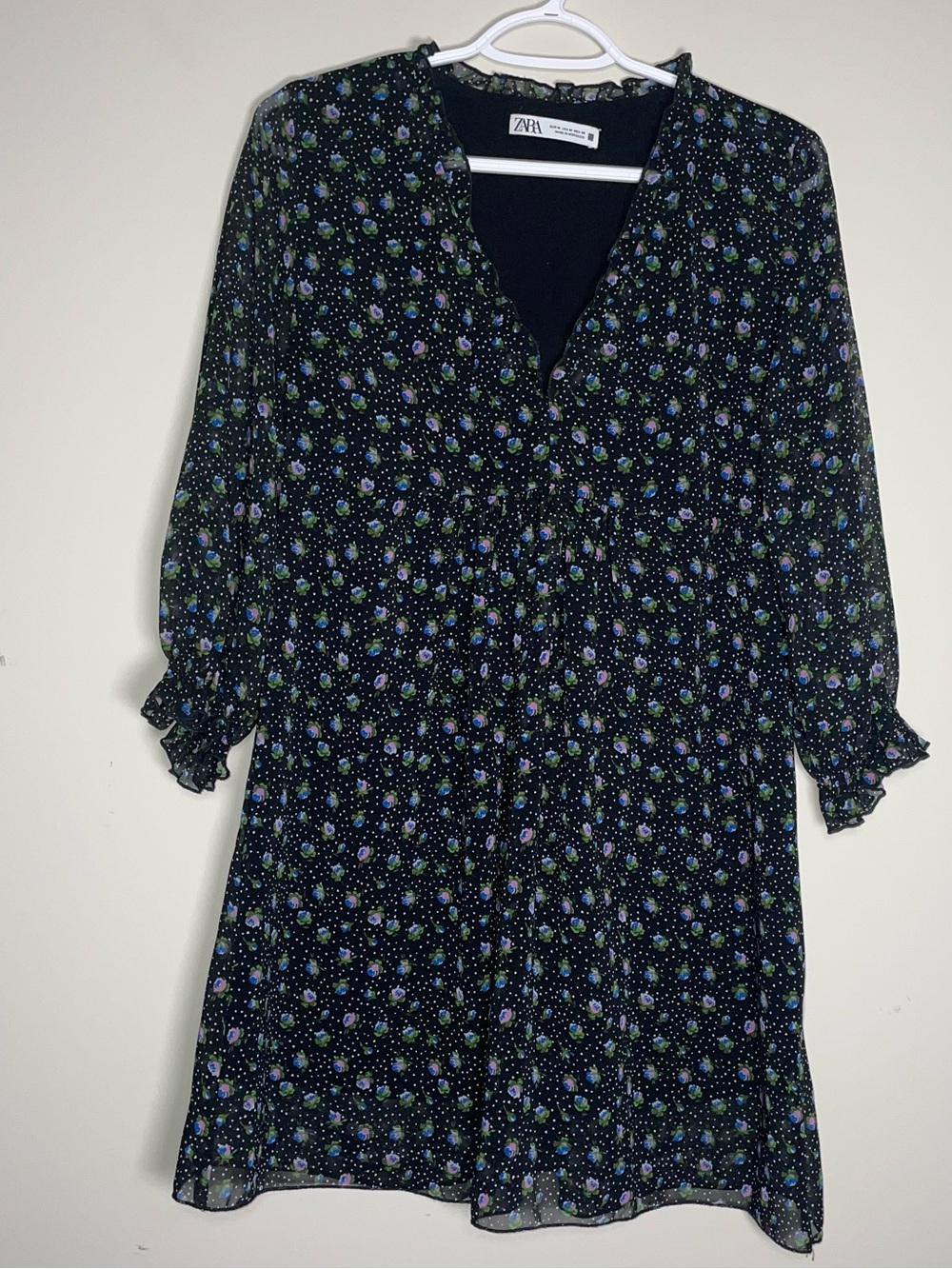 Zara M Black Floral Pattern Ruffle Hem V Neck Long Sleeve Mini Dress Boho